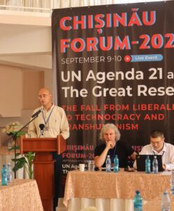 Chisinau-Forum, Great Reset, Gilles-Emmanuel Jacquet, BRICS, Ende des unipolaren Systems, multipolare Weltordnung, Aymeric Chauprade, Henri de Grossouvre, Achse Paris-Berlin-Moskau, NATO, Zbigniew Brzeziński, Multipolarität, Russland, China, Indien, Quad, Quadrilateral Security Dialogue, USA, Multilateralismus, UN-Sicherheitsrat, Afrika, Entwicklungsländer, Neutralität,